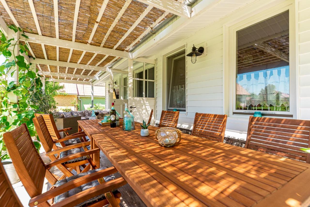 Berrybay Holidayhome Balatonkeresztúr 외부 사진