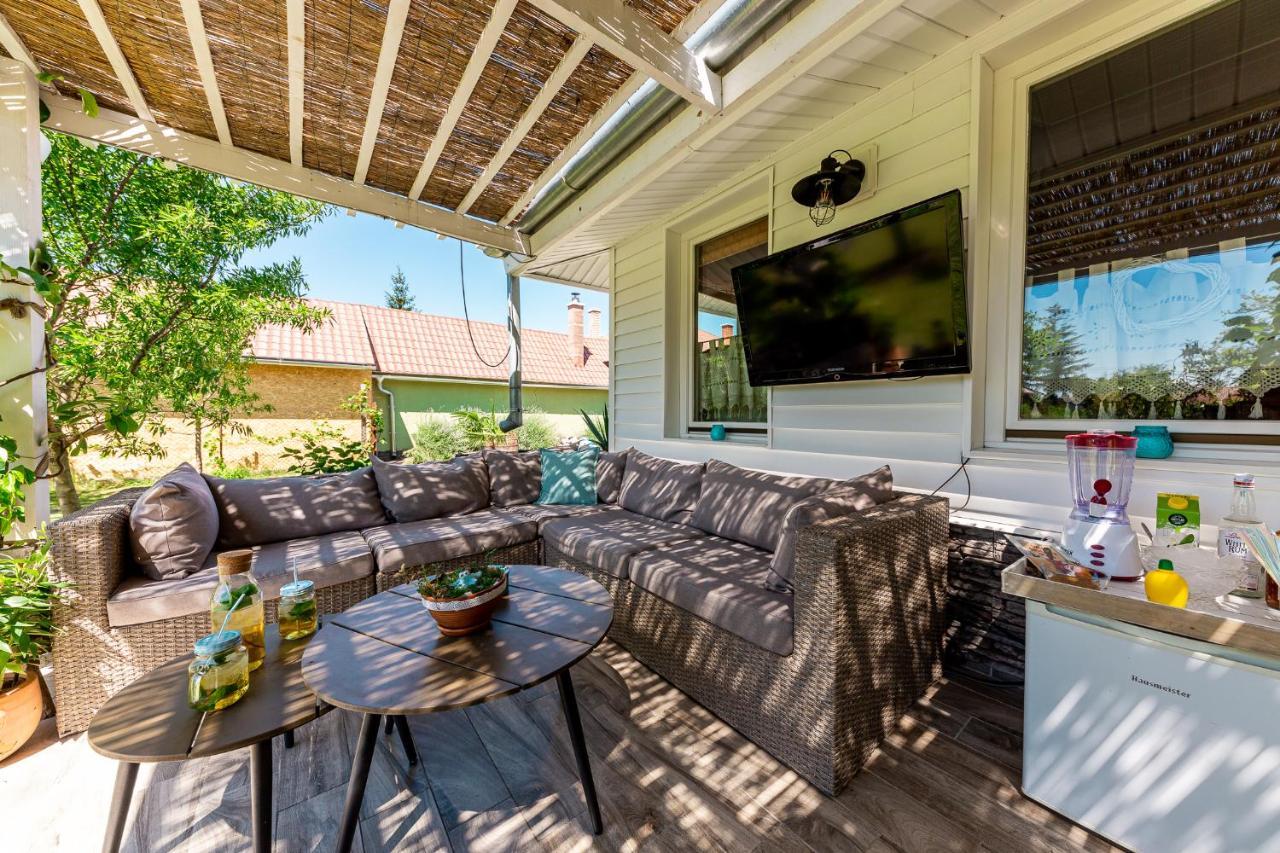 Berrybay Holidayhome Balatonkeresztúr 외부 사진
