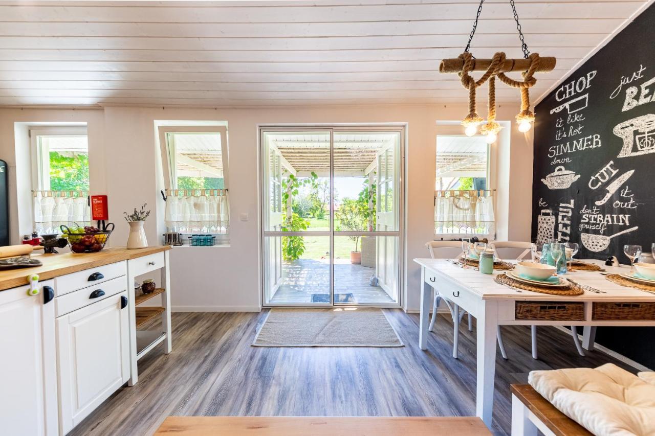 Berrybay Holidayhome Balatonkeresztúr 외부 사진